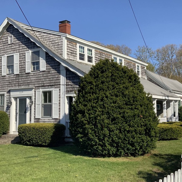 Charming 6 Bedroom Property Close To EVERYTHING