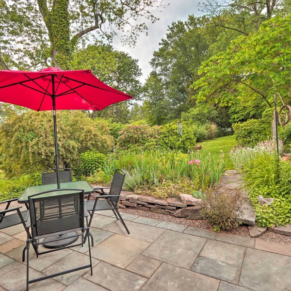 Charming Abode w/Patio - Walk to Town + River!