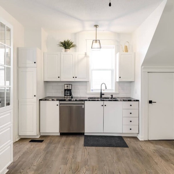 Charming and Newly Renovated home in Arnprior