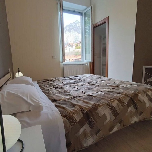 Charming apartment 3 bedrooms, 5 minutes walk from lake and train station
