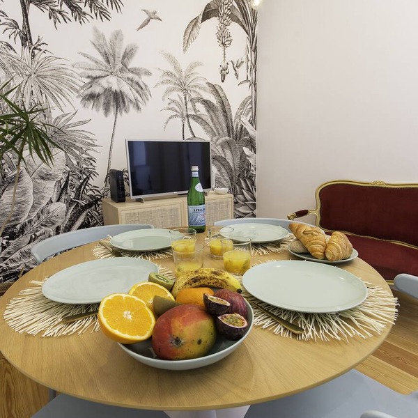 Charming Apartment in a Private Condominium at Graça