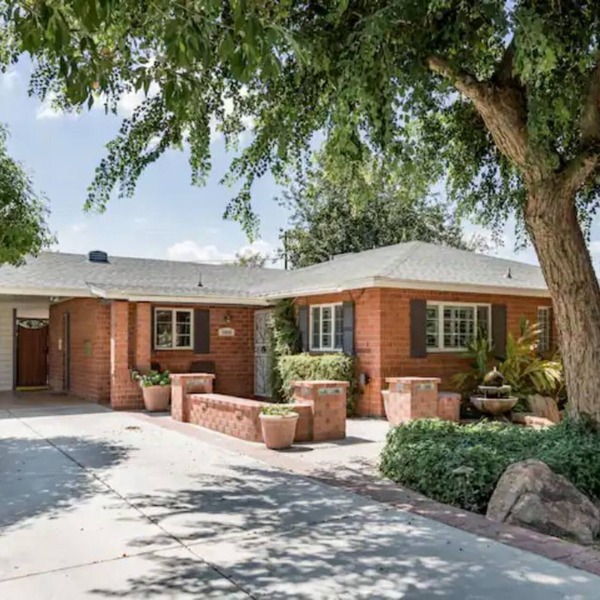 Charming Biltmore Home With Backyard Oasis