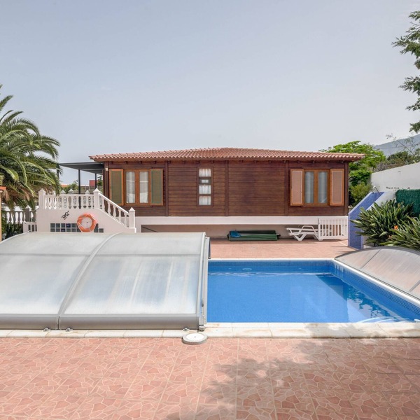 Charming "Casa Rural" with Sea View, Mountain View, Wi-Fi, Garden, Terrace & Pool