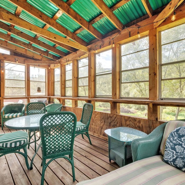 Charming Catskill Mountain Retreat 3 Bedroom Home