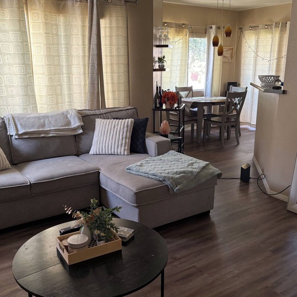 Charming condo in Downtown Gilbert