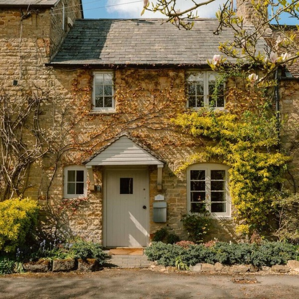 Charming Cotswold Cottage with Garden Annexe