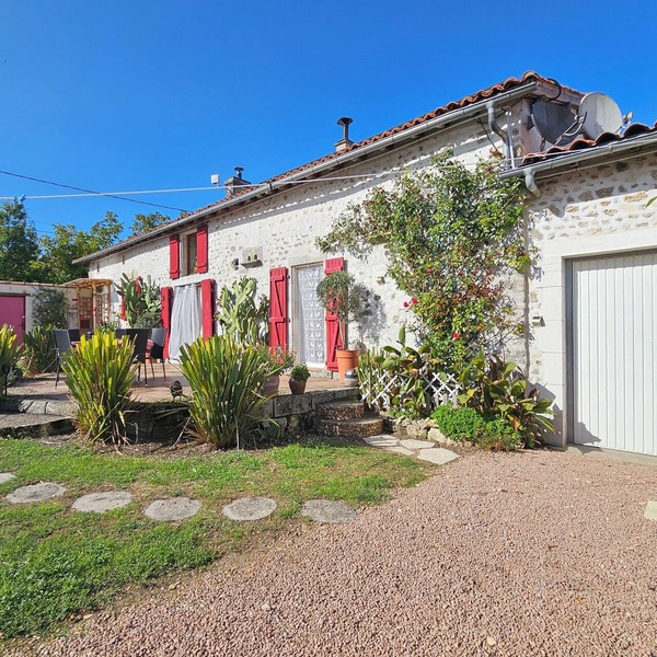 🌿 Charming Cottage & Gîte Annex – Private Pool in Sunny Charente Maritime