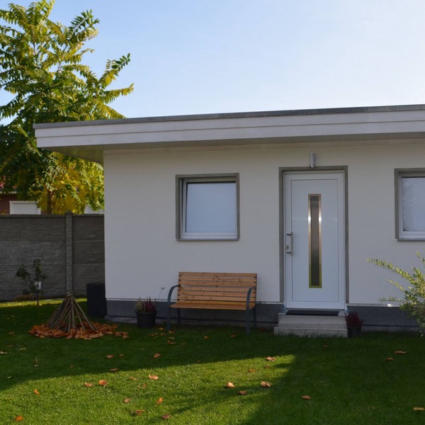 Charming guest house on the outskirts of Berlin