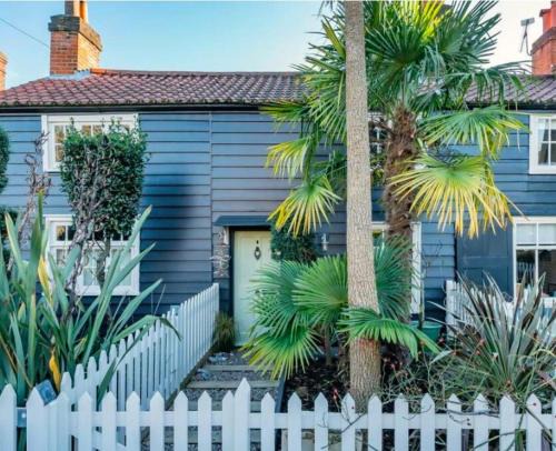 Charming Dulwich Cottage