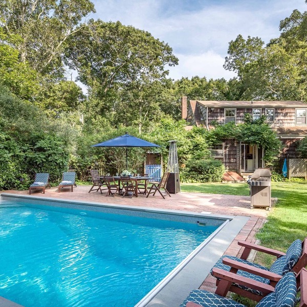 Charming East Hampton cottage w/pool, near Georgica beach