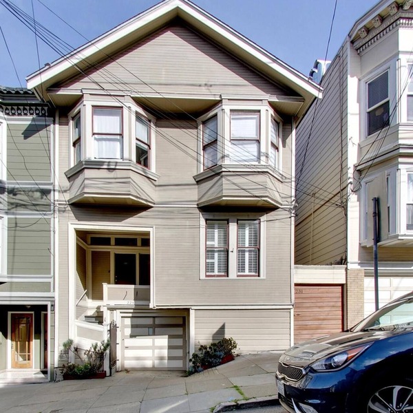 Charming, Fully Updated 1-Bedroom in the Castro with Private Deck & City Views