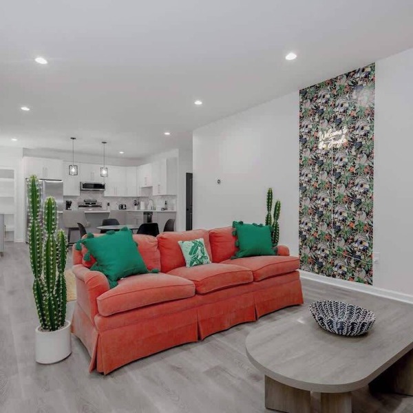 Charming Hideaway w/KingBed Firepit Near RoadATL