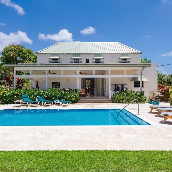 Charming Historical Villa with Private Pool, Close to Beach - Rosedale
