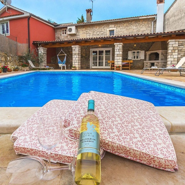 Charming house in the heart of Istria with private pool