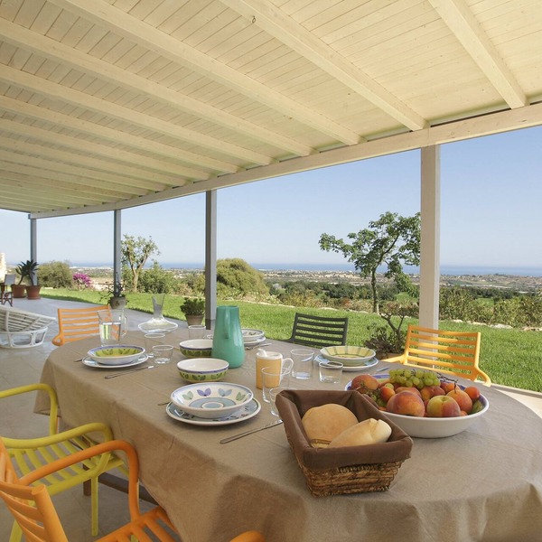Charming house with stunning sea views over the bay of Sampieri, Sicily 6 people