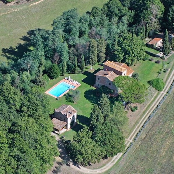 Charming Tuscany Country House with private pool, barbecue & table tennis