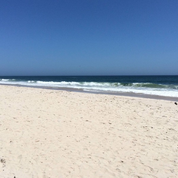 Charming Modern Beach Cottage 1 Block Off Dune Rd Steps To Ocean Beach And Bay