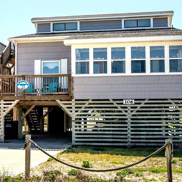 Charming OCEANSIDE Cottage Steps from the Beach in South Nags Head