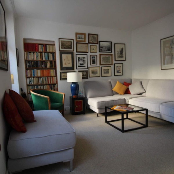 Charming Paris Apartment 2 Bedrooms/2 Bathrooms - Walk to Le Marais & Bastille