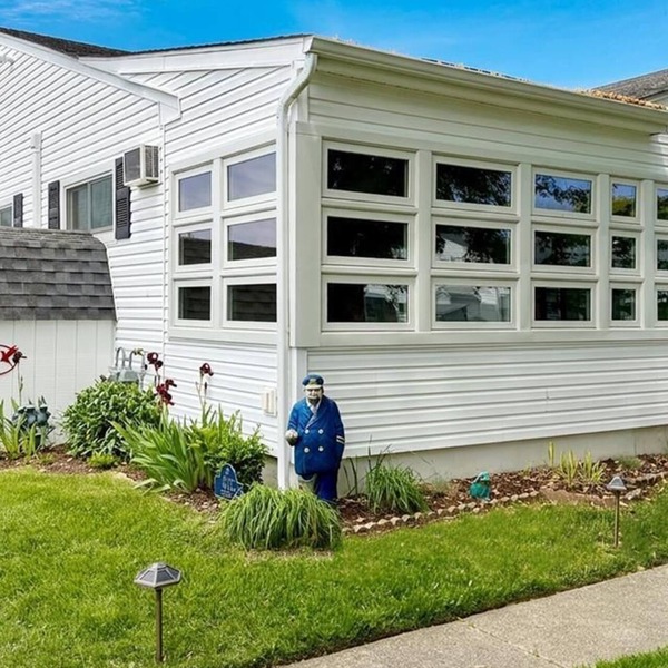 Charming Pet Friendly Quad - Village Green