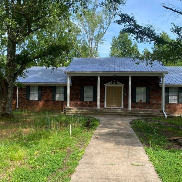 Charming private studio in cool Benton with AC, SmartTv and WiFi