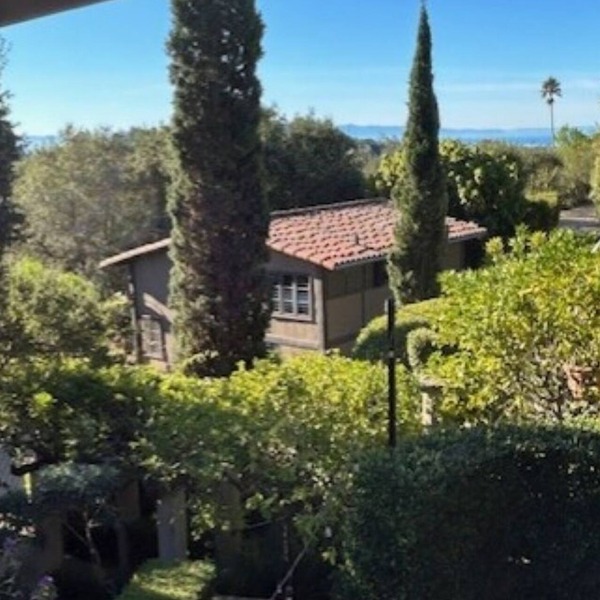 Charming, secluded Santa Barbara 1BR Casita with Kitchen + 4-Bunk Tent/Yurt