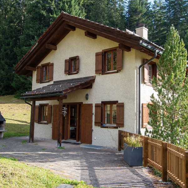 Charming ski-in/ski-out mountain hut