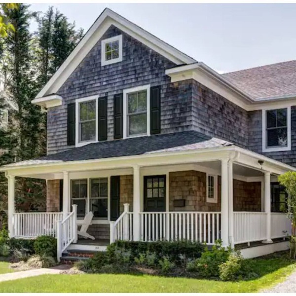 Charming Southampton Villa-ge Minutes to the Beach