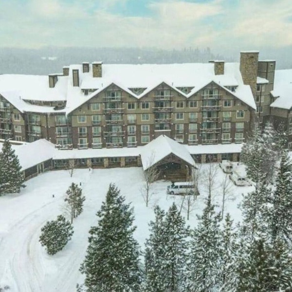 Charming studio condo in serene Cle Elum at luxurious Suncadia Resort.