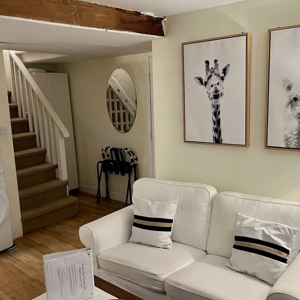 Charming Studio in Heart of City Park-Minutes to downtown! MANY AMENITIES!