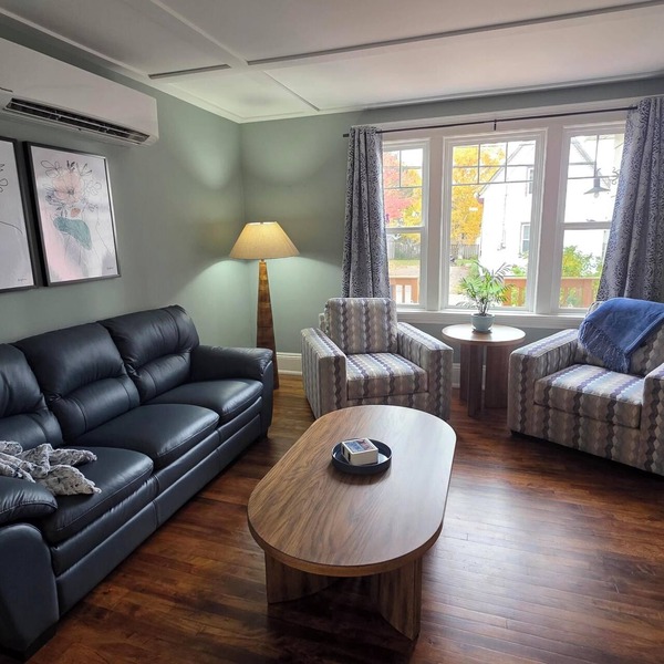Charming Summerside Heritage Home Near Beaches & Steps from the Boardwalk