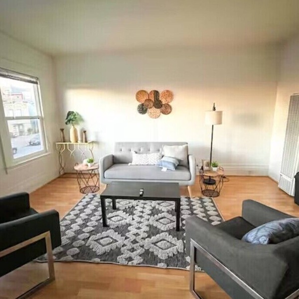 Charming Top Floor Suite in Outer Richmond