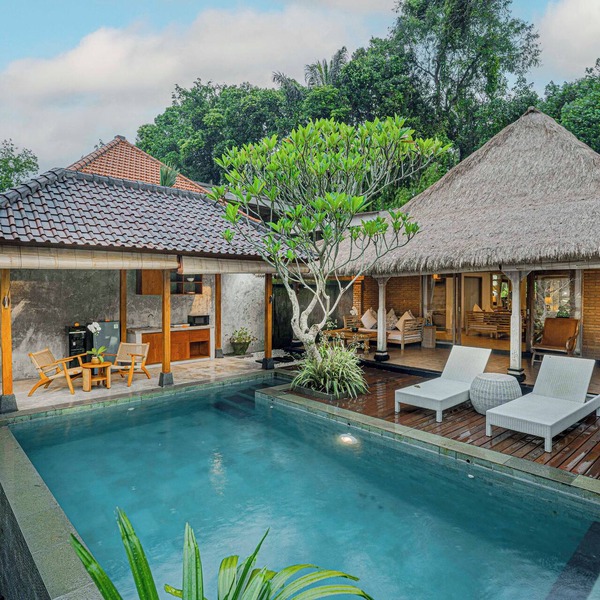 Charming Tropical Villa for Couple and Honeymooner