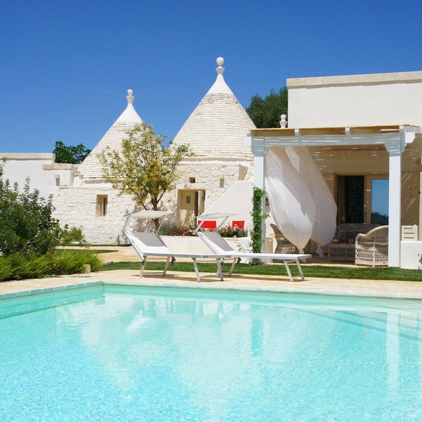 Charming Trulli Villa in Ostuni per 8 + 1 with private pool, BBQ, wifi
