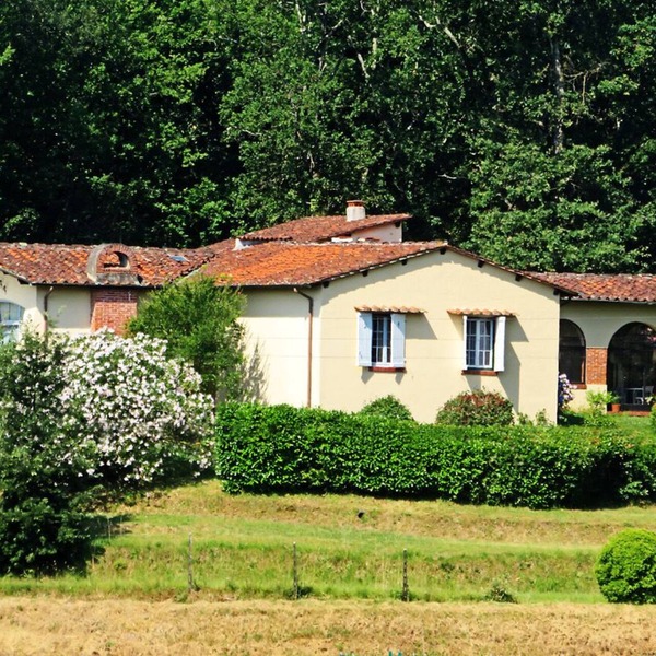 Charming Tuscan villa perfect for families and couples. 15 min from Lucca . A/C.