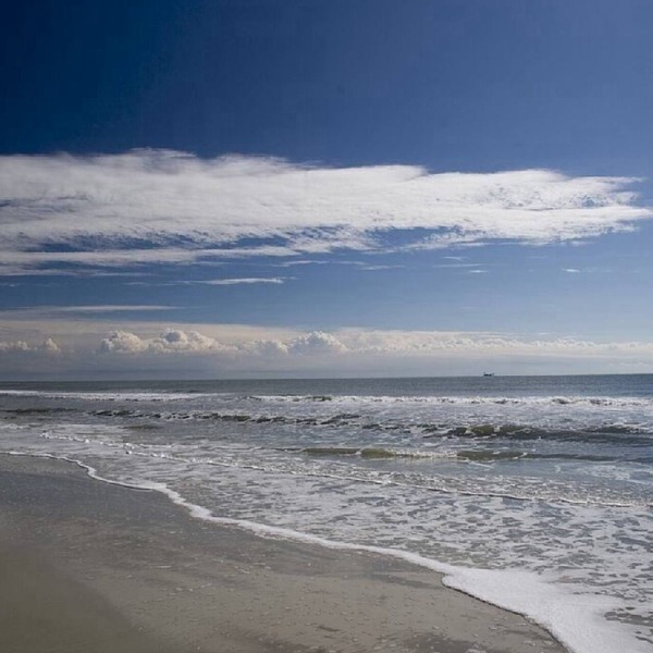 Charming Two Bedroom First Floor Condo Close To Tennis, Golf, and The Beach.