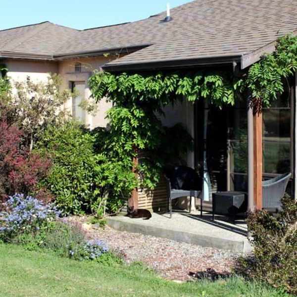Charming Vacation Rental Surrounded by Gardens and Farmland near Masterton, New Zealand