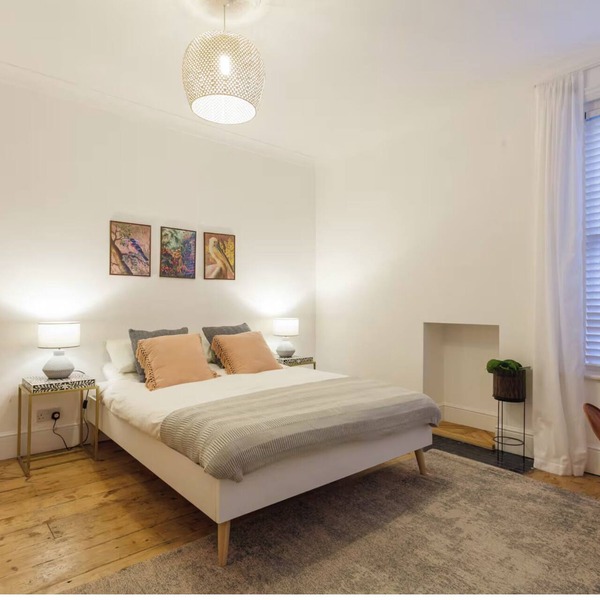 Charming Victorian Garden Apartment | Private Kitchen & Bathroom | King Bed