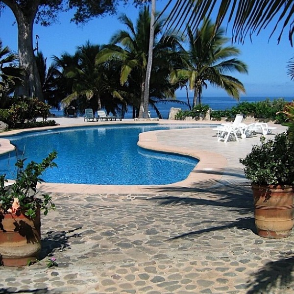 Charming Villa on Peaceful Gated Peninsula