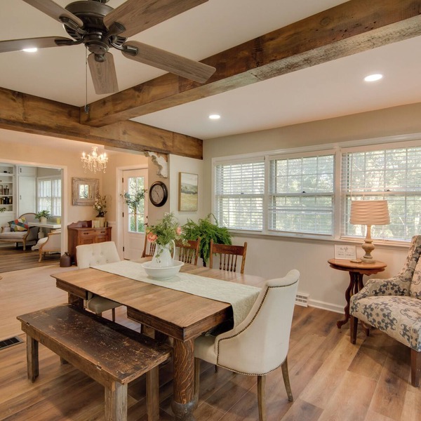 Charming Villisca Getaway w/Screened Porch!