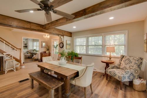 Charming Villisca Getaway w/Screened Porch!