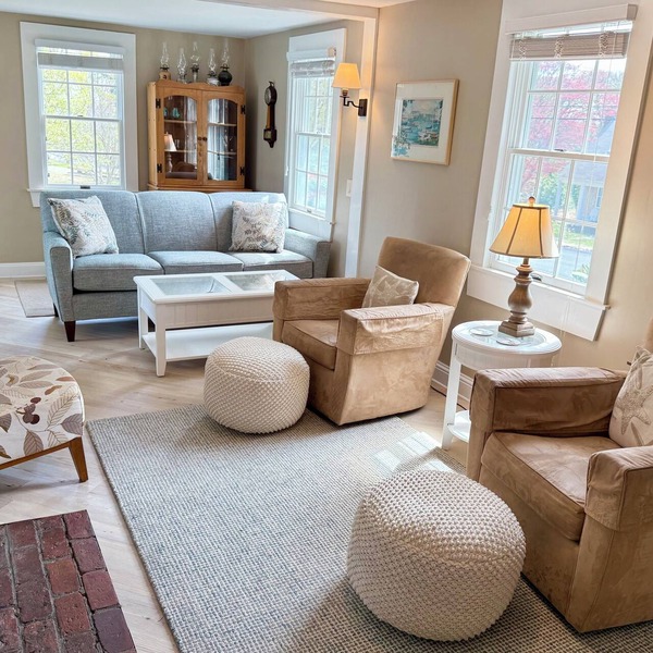 Chatham Break! 3 BR, A/C, Outdoor Shower + Deck, Near Beaches, Large Quiet Yard