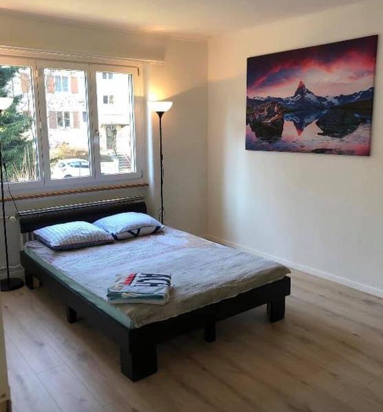 Cheap Room and Kitchen