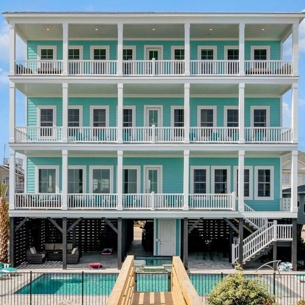 Check In Any Day! Carolina Dreamin 8BR Pool/Oceanfront