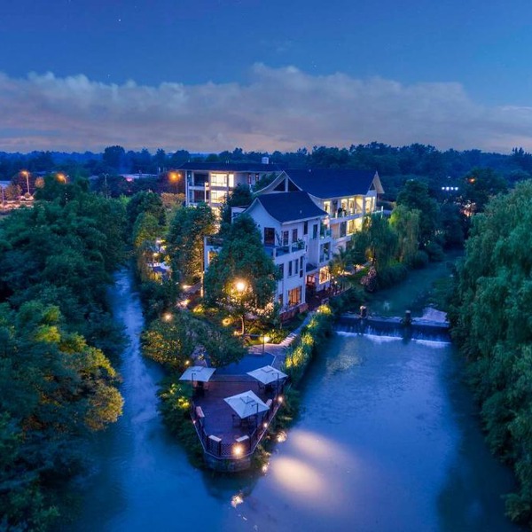 Chengdu Flowing Strings peninsula boutique hotel-Orange Guitar Museum