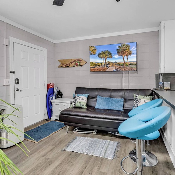 Cherry Grove Escape l 1BR CB101 l Steps from Ocean