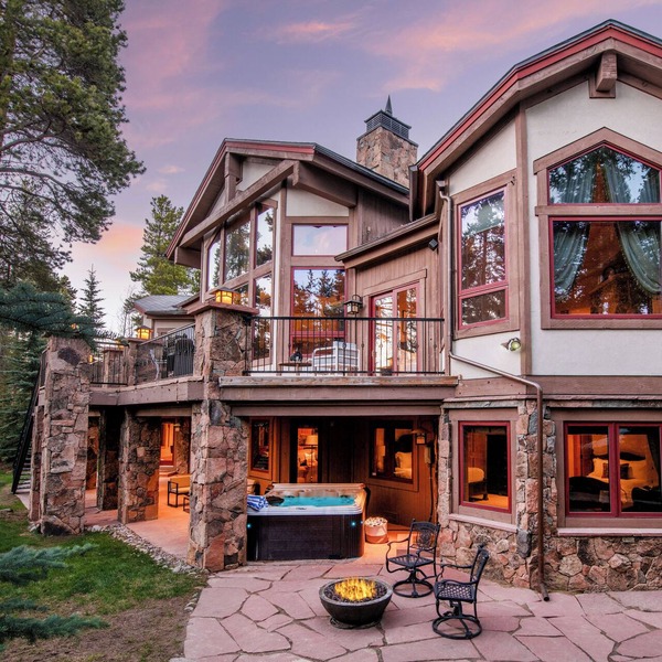 Cherry Ridge by AvantStay | Incredible Mountain Mansion w/Game Room, Hot Tub