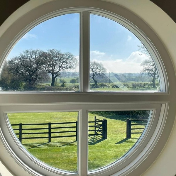 Cheshire - Countryside peaceful retreat. Surrounded with nature and wildlife.