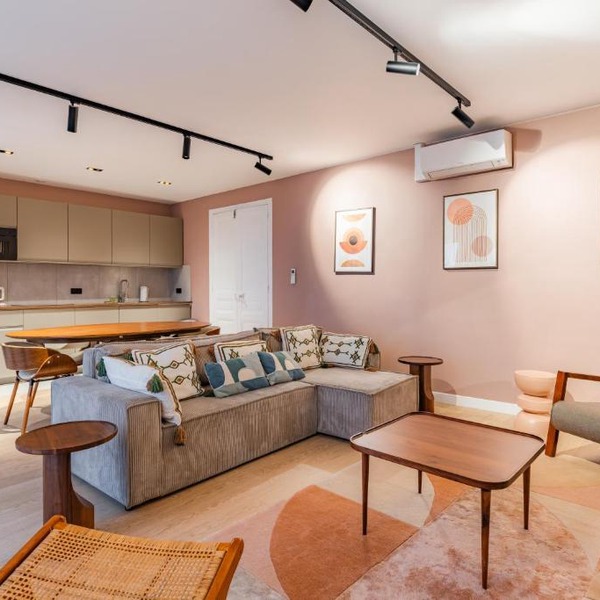 Chic 3-room air-conditioned apartment in the heart of the Marais