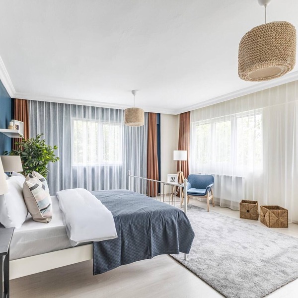 Chic Sea View Flat on Bagdat Avenue in Bostanci